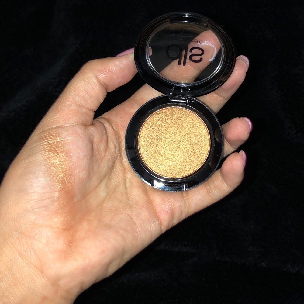 Bronzer/highlighter - Picture 3 of 3